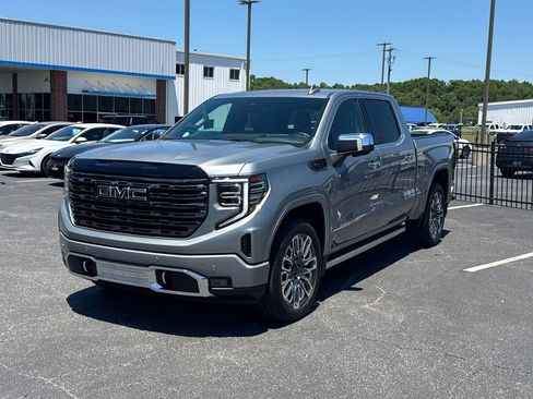 Used 2025 GMC Sierra 1500 Denali Ultimate AWD/4WD image 2
