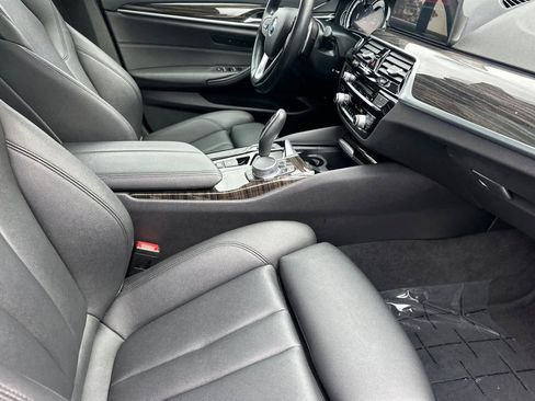 Used 2018 BMW 530e image 16