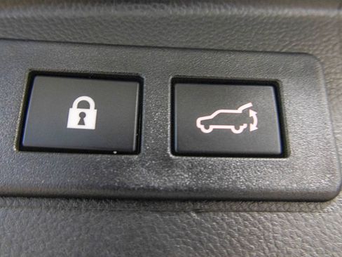 Used 2025 Subaru Outback Premium w/ Popular Package #1A image 43