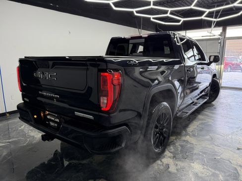 Used 2022 GMC Sierra 1500 Elevation w/ Preferred Package image 5