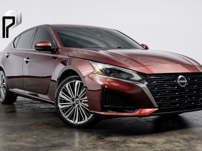 Used 2023 Nissan Altima 2.5 SL