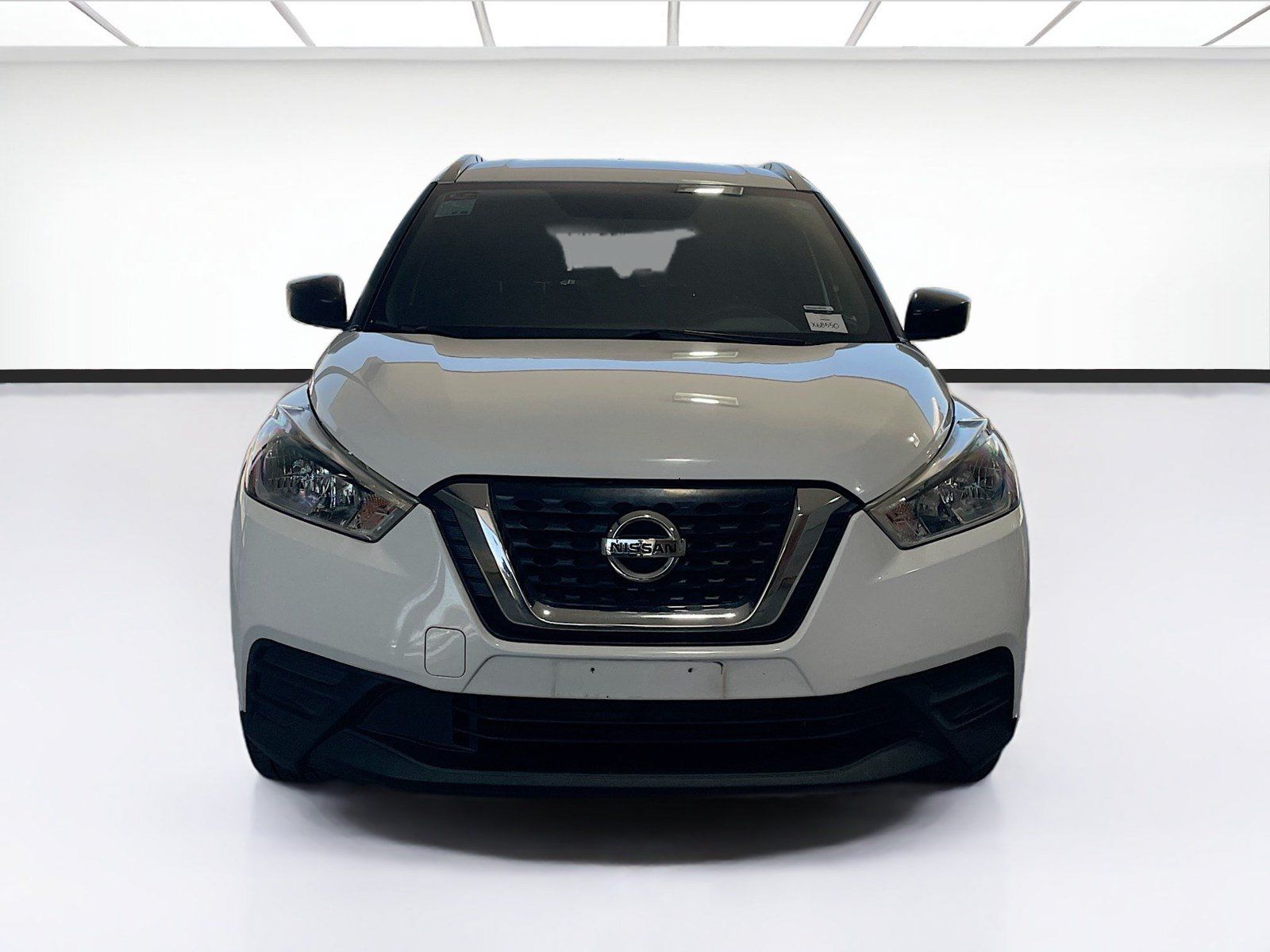 Used 2019 Nissan Kicks S FWD image 2