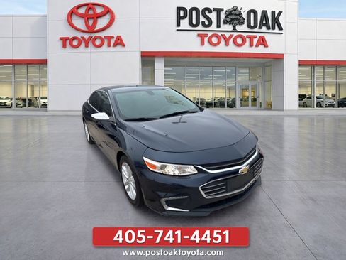 Used 2018 Chevrolet Malibu LT FWD image 8