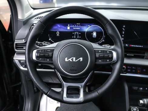 Used 2023 Kia Sportage SX image 26