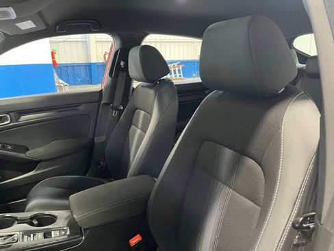 Used 2025 Honda Civic Sport image 23