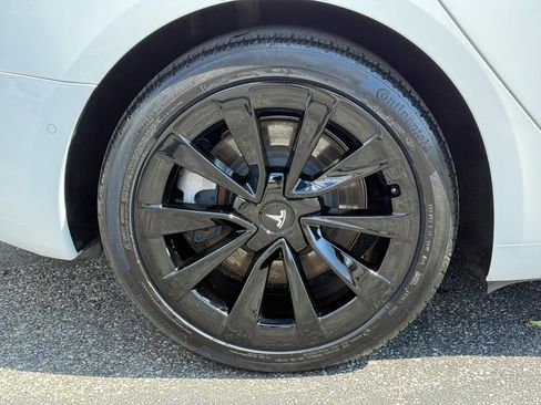 Used 2021 Tesla Model 3 Long Range image 36