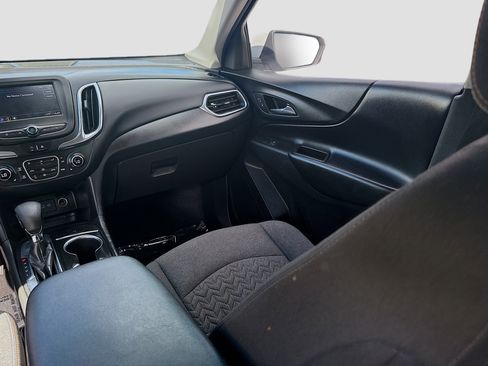 Used 2022 Chevrolet Equinox LT FWD image 21