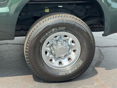 Used 2003 Ford F250 Lariat AWD/4WD image 3
