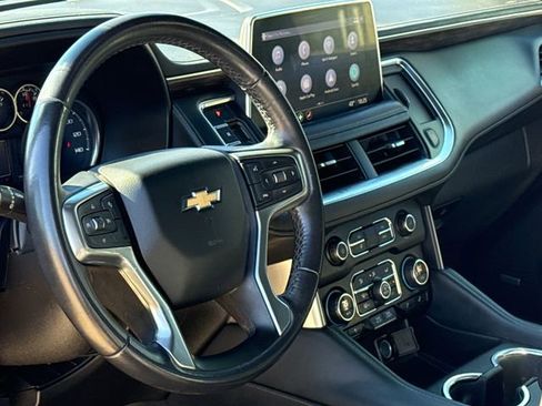 Used 2021 Chevrolet Suburban LT image 20