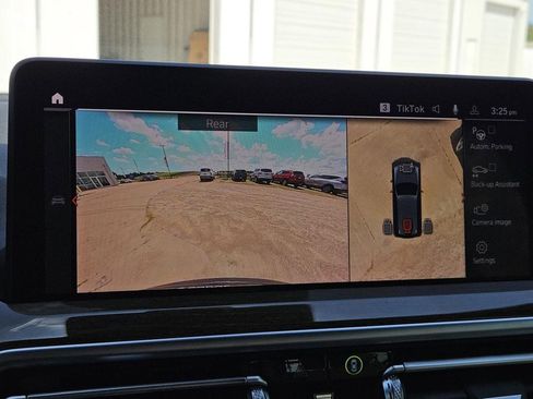 Used 2023 BMW X3 sDrive30i w/ Premium Package image 17