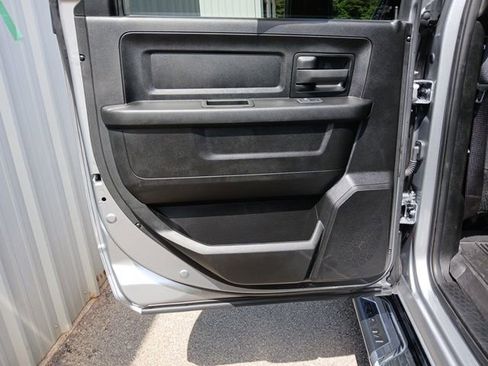 Used 2024 RAM 3500 Tradesman w/ Chrome Appearance Group AWD/4WD image 20