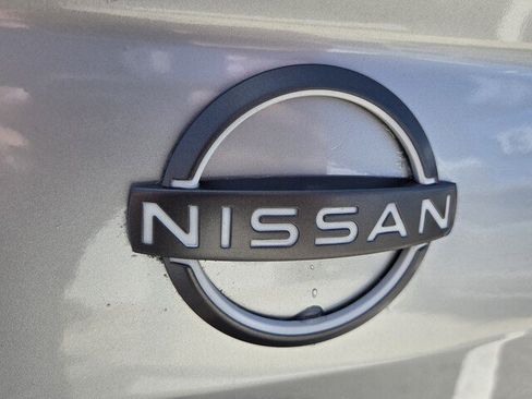 Used 2024 Nissan Altima 2.5 SR FWD image 32