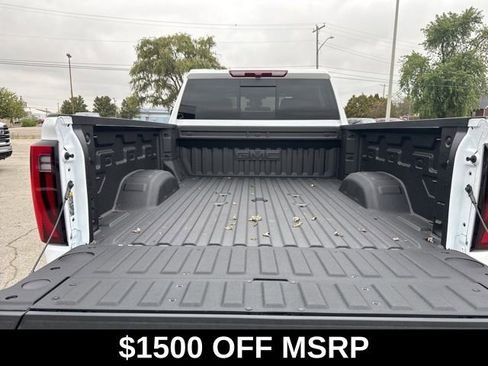 New 2026 GMC Sierra 2500 SLT w/ SLT Premium Package image 17
