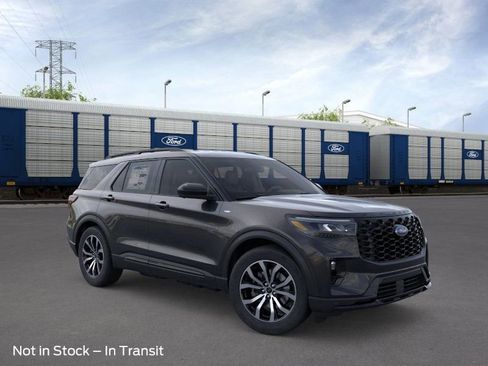 New 2026 Ford Explorer ST-Line image 7