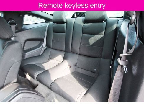 Used 2014 Ford Mustang Coupe image 12