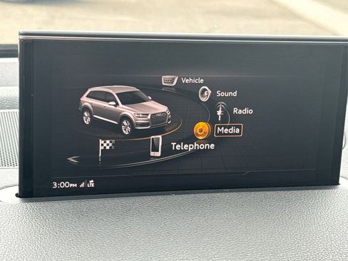 Used 2019 Audi Q7 3.0T Prestige w/ Prestige Package image 15