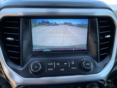 Used 2019 GMC Acadia SLT AWD/4WD image 30