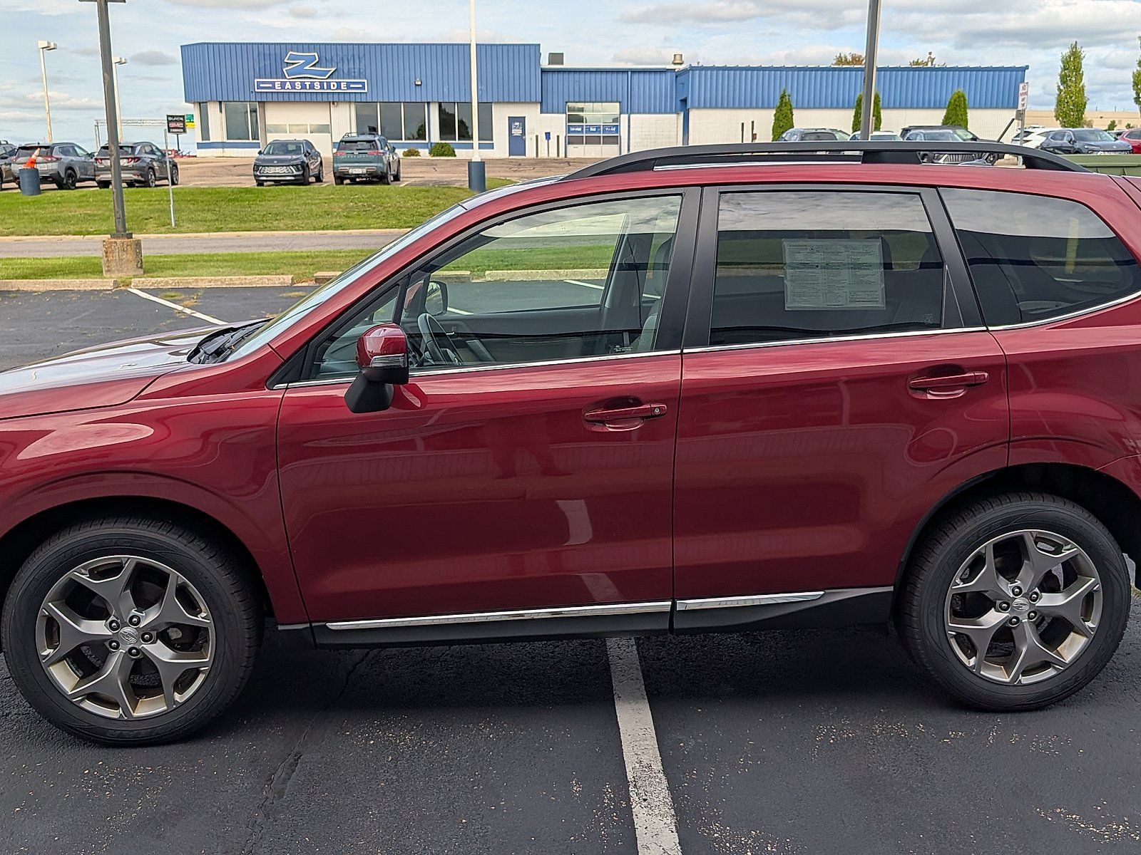 Used 2015 Subaru Forester 2.5i Touring AWD/4WD image 5