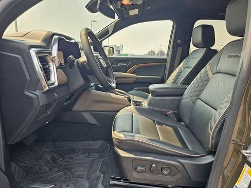 Used 2023 GMC Canyon Denali AWD/4WD image 19