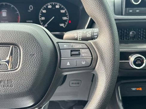 Used 2025 Honda CR-V LX image 17