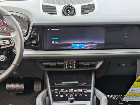 New 2026 Porsche Cayenne Coupe image 20