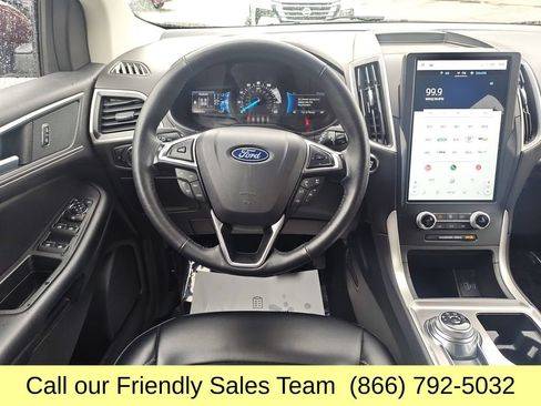 Used 2024 Ford Edge SEL AWD/4WD image 15