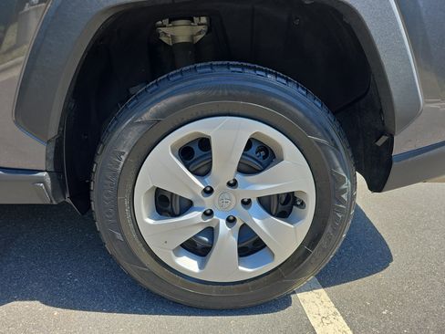 Used 2024 Toyota RAV4 LE FWD image 36