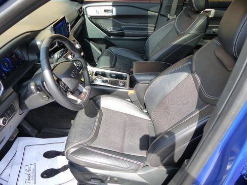 Used 2023 Ford Explorer ST w/ Equipment Group 401A image 23