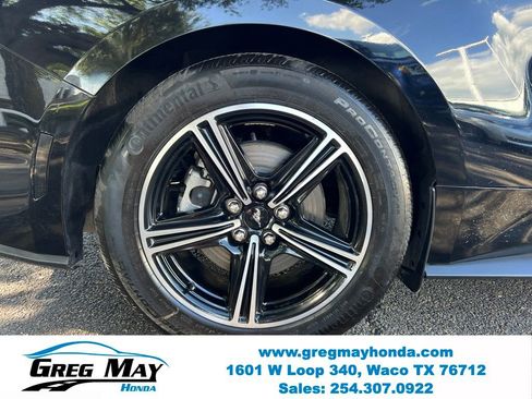 Used 2025 Ford Mustang Coupe RWD image 9