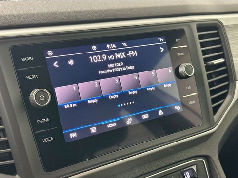 Certified 2021 Volkswagen Atlas Cross Sport SE image 13