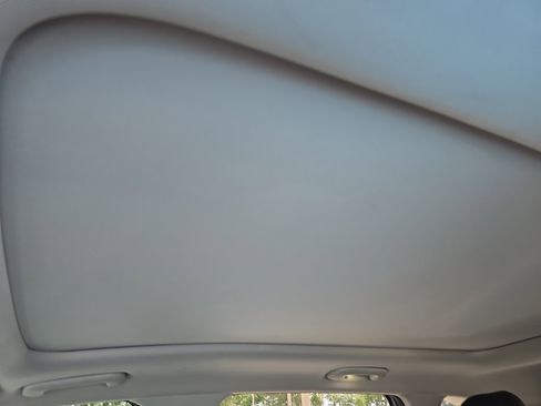 Certified 2024 Kia Sorento S w/ Panoramic Sunroof Package FWD image 23