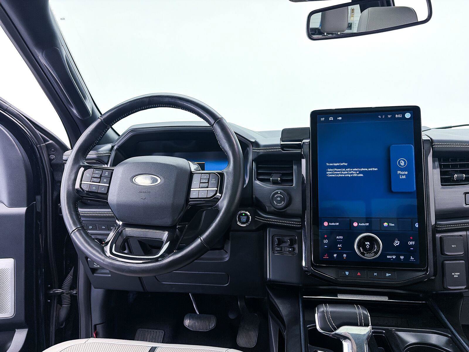 Used 2023 Ford F150 Lightning Platinum AWD/4WD image 7