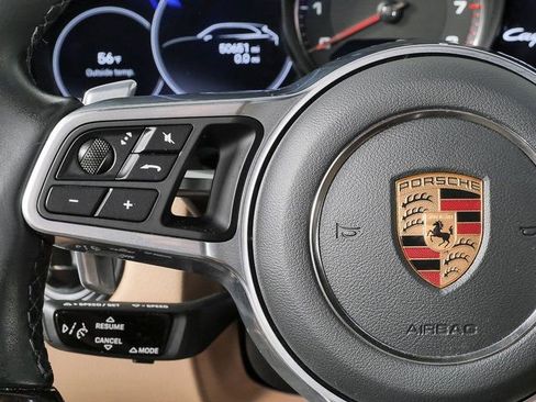 Certified 2022 Porsche Cayenne S image 11