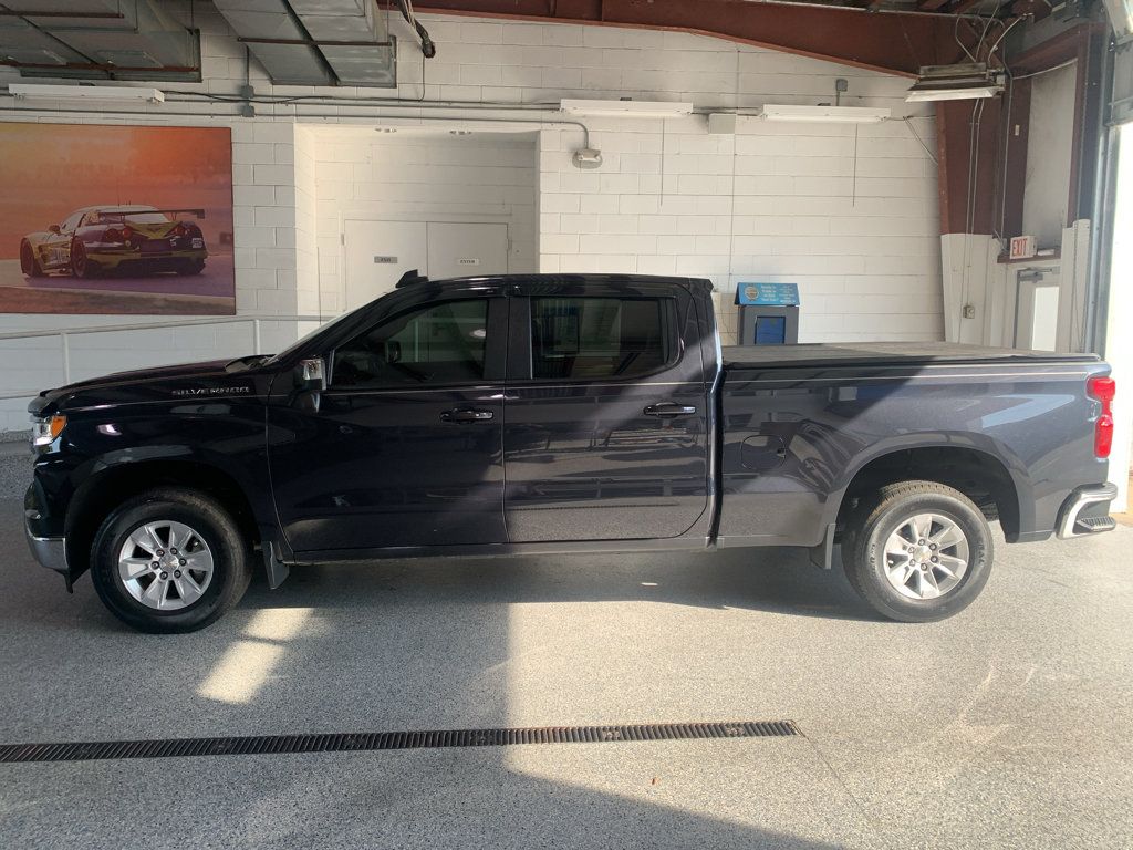 Used 2024 Chevrolet Silverado 1500 LT w/ Convenience Package II RWD image 5
