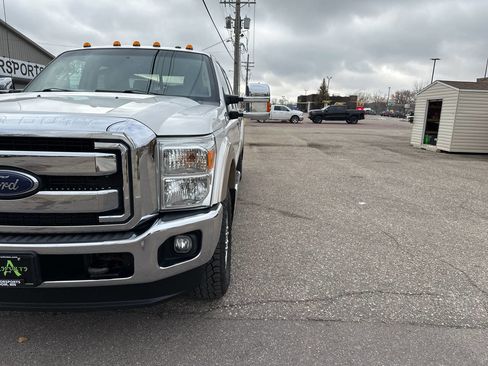 Used 2013 Ford F350 Lariat image 15