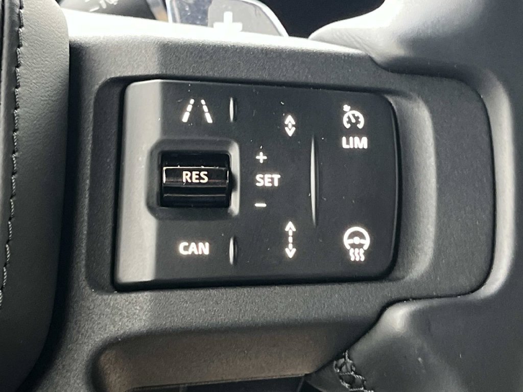 Certified 2026 Land Rover Defender 110 OCTA AWD/4WD image 37