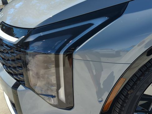 New 2026 Kia Sportage SX image 10