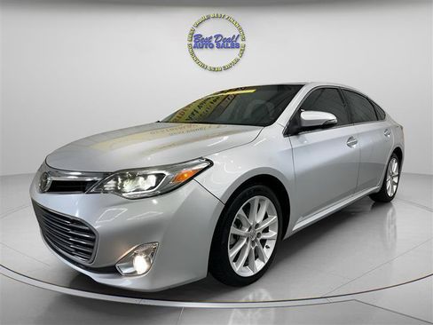 Used 2014 Toyota Avalon Limited w/ Technology Package FWD image 1