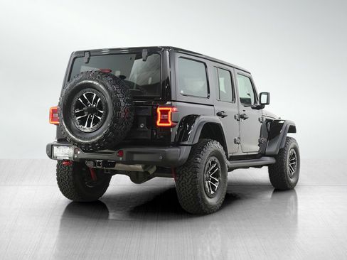 Used 2024 Jeep Wrangler Unlimited Rubicon AWD/4WD image 6