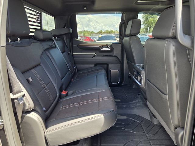 Used 2024 Chevrolet Silverado 1500 High Country w/ High Country Premium Package AWD/4WD image 21