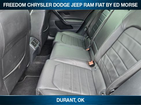 Used 2015 Volkswagen Golf SEL FWD image 21