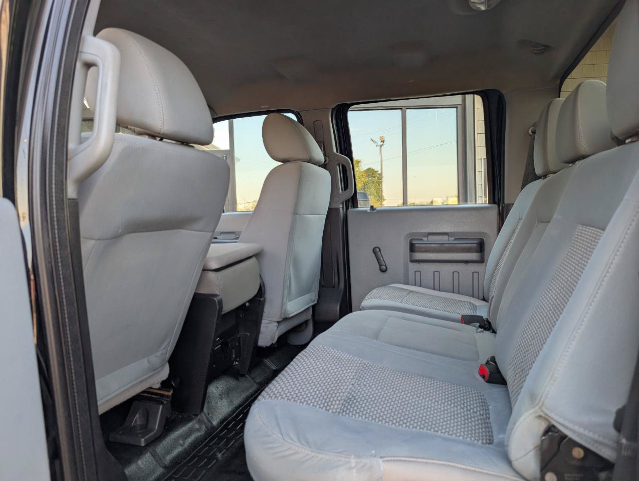 Used 2016 Ford F250 XL w/ XL Appearance Package AWD/4WD image 18