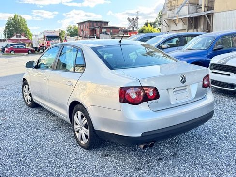 Used 2009 Volkswagen Jetta S FWD image 7
