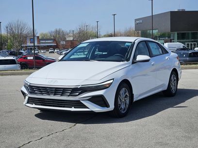 New 2026 Hyundai Elantra Hybrid