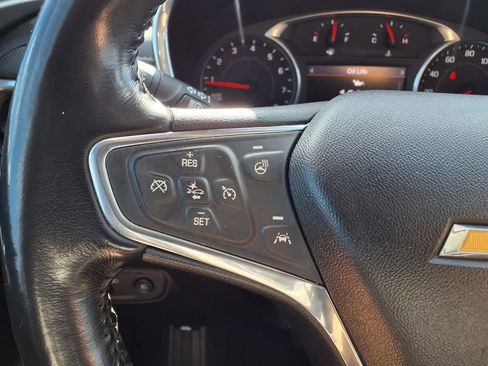 Used 2019 Chevrolet Equinox Premier FWD image 20