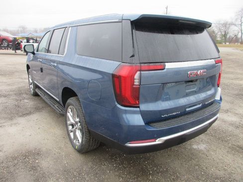 New 2026 GMC Yukon XL Elevation image 7