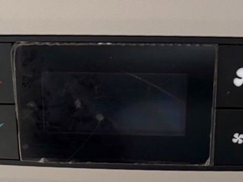 Used 2020 Chrysler Voyager Lxi image 25