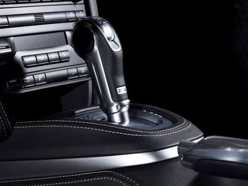 Used 2011 Porsche 911 Turbo S AWD/4WD image 19
