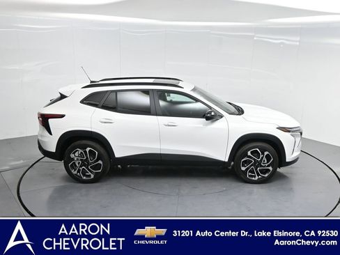 New 2026 Chevrolet Trax RS w/ Sunroof Package image 50