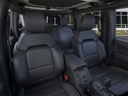 New 2025 Ford Bronco Badlands w/ Sasquatch Package image 10